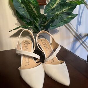 Pump heels Calvin Klein creme
